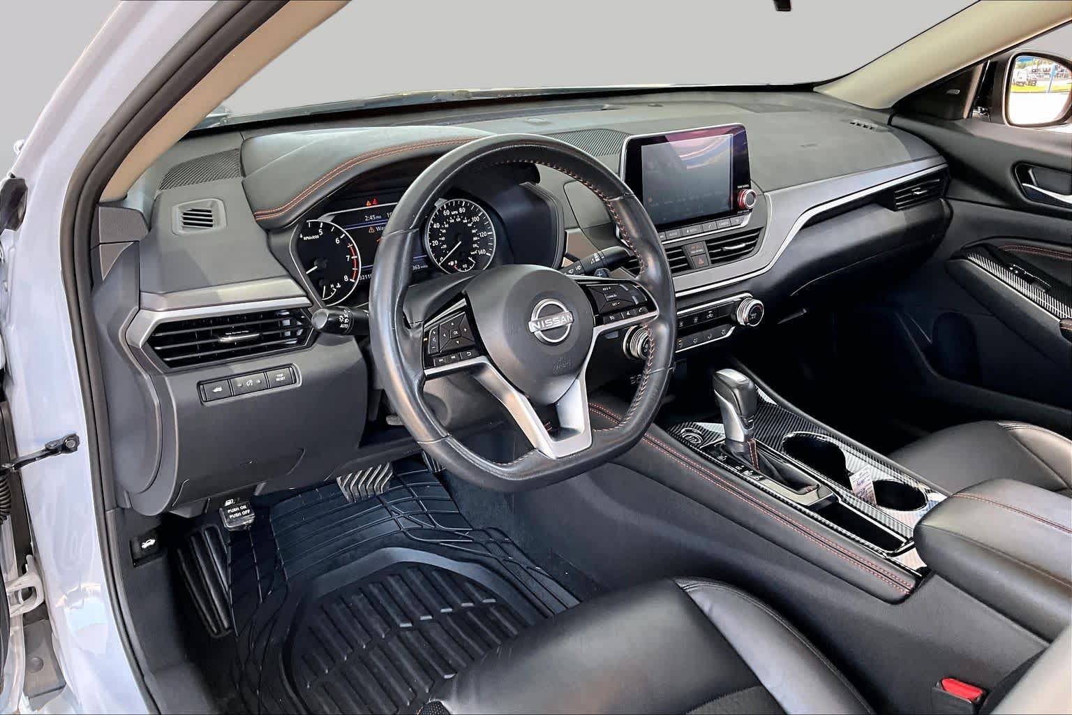 Used 2023 Nissan Altima 2.5 SR FWD image 18