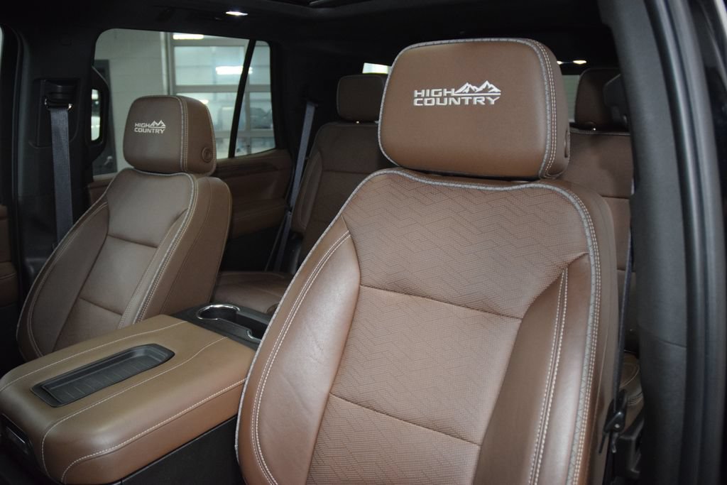 Used 2023 Chevrolet Tahoe High Country AWD/4WD image 41
