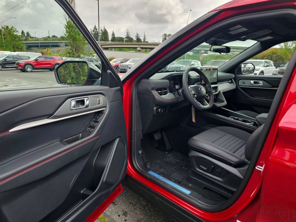 New 2026 Ford Explorer ST-Line AWD/4WD image 14