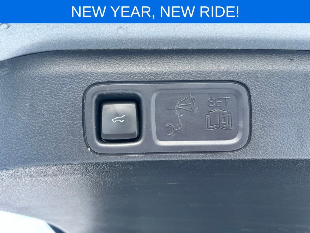 Used 2024 Lincoln Navigator Premiere image 48