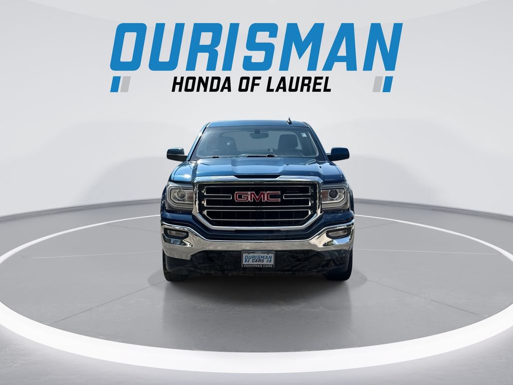 Used 2019 GMC Sierra 1500 SLE w/ SLE Value Package AWD/4WD image 3