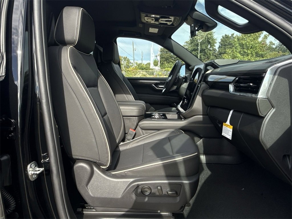 New 2026 GMC Yukon Elevation w/ Elevation Premium Package image 28