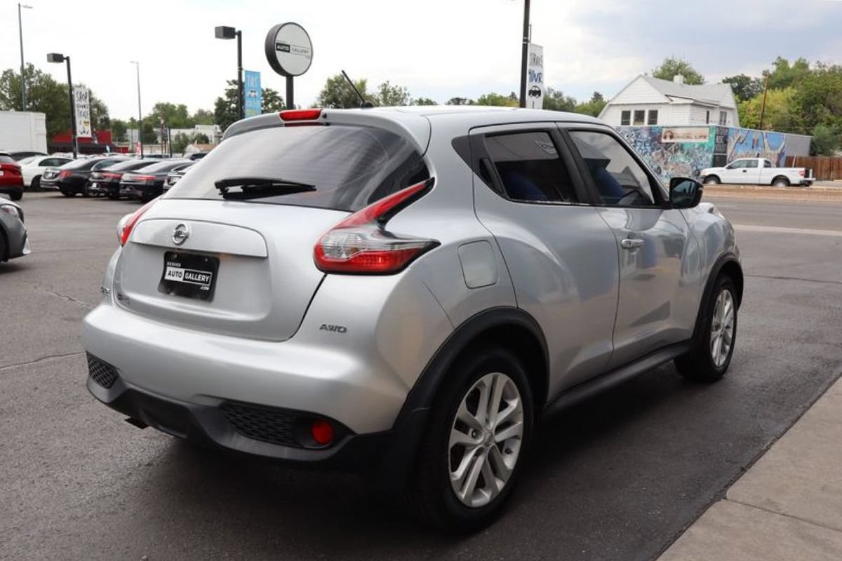 Used 2016 Nissan Juke S AWD/4WD image 5