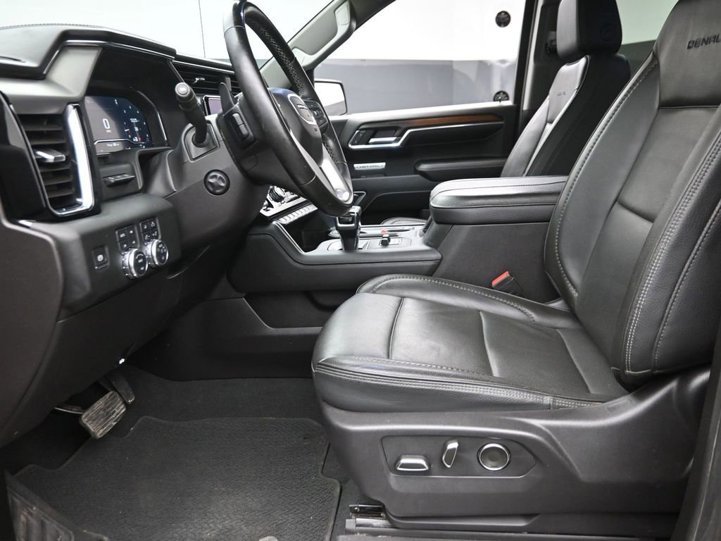 Used 2024 GMC Sierra 1500 Denali w/ Denali Reserve Package image 16