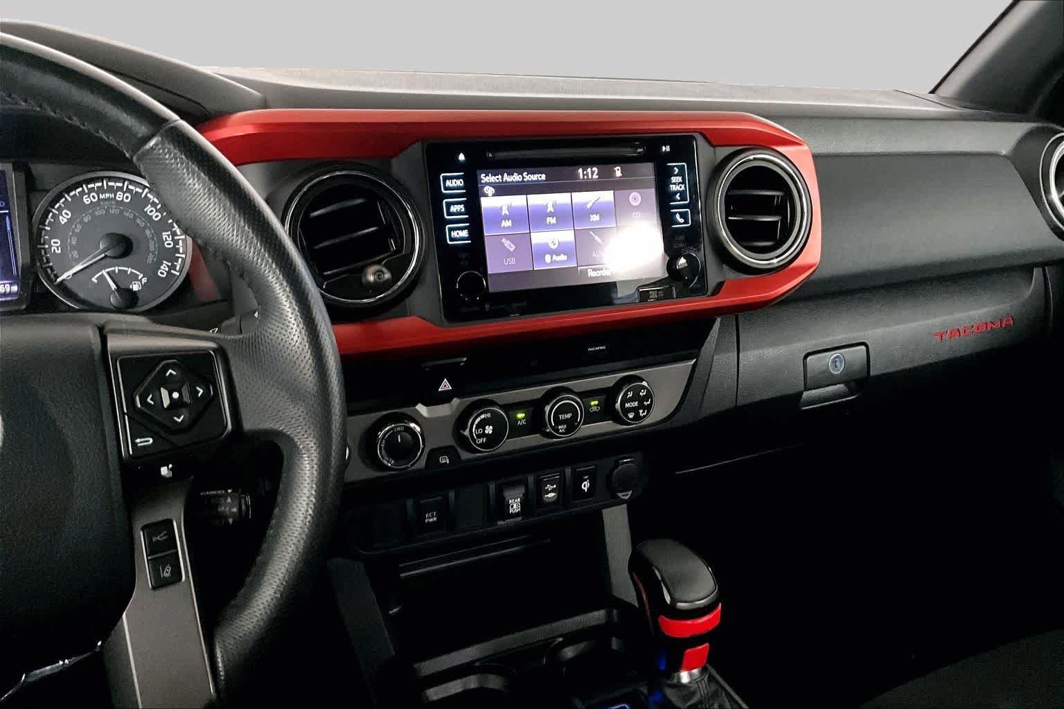 Used 2019 Toyota Tacoma TRD Off-Road AWD/4WD image 7