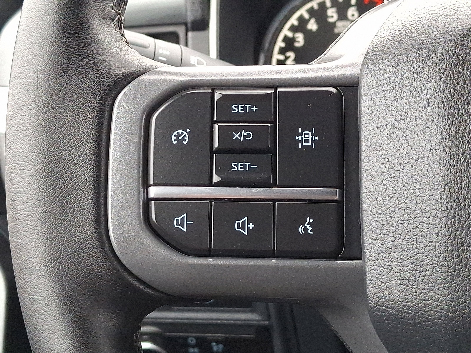 Used 2023 Ford F150 XLT w/ Equipment Group 302A High image 21