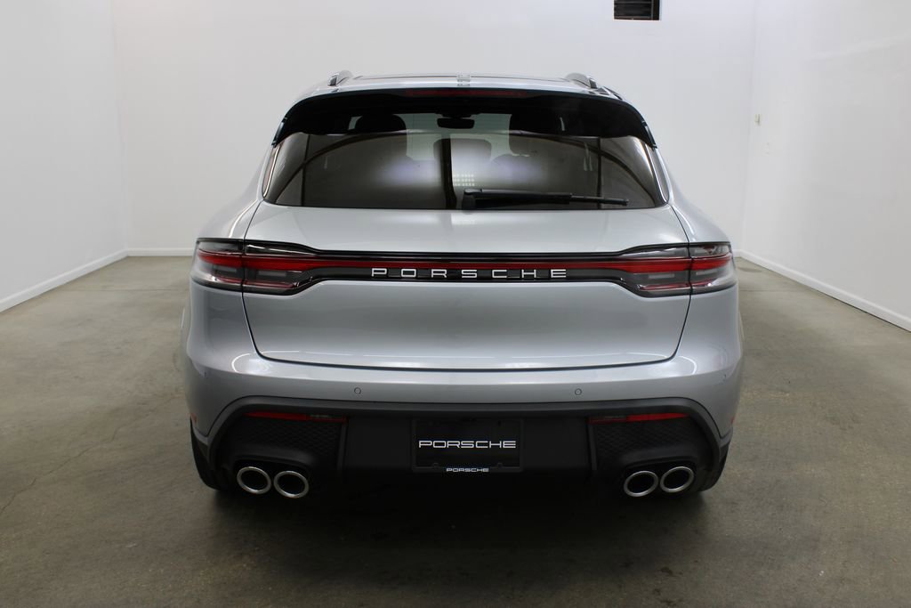 New 2026 Porsche Macan image 6