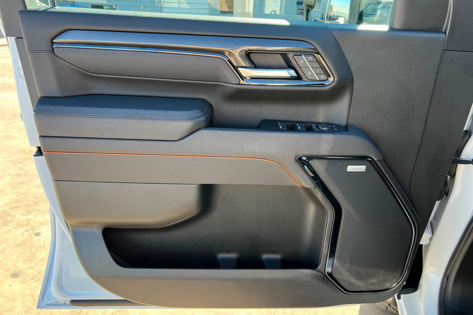 Certified 2025 GMC Sierra 2500 AT4 image 15