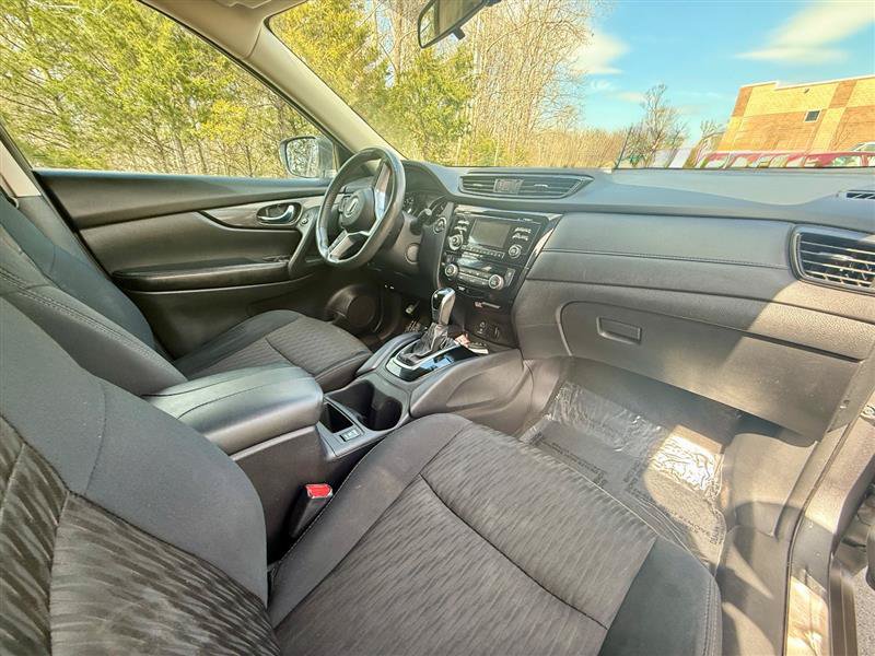 Used 2017 Nissan Rogue SV w/ Midnight Edition AWD/4WD image 27