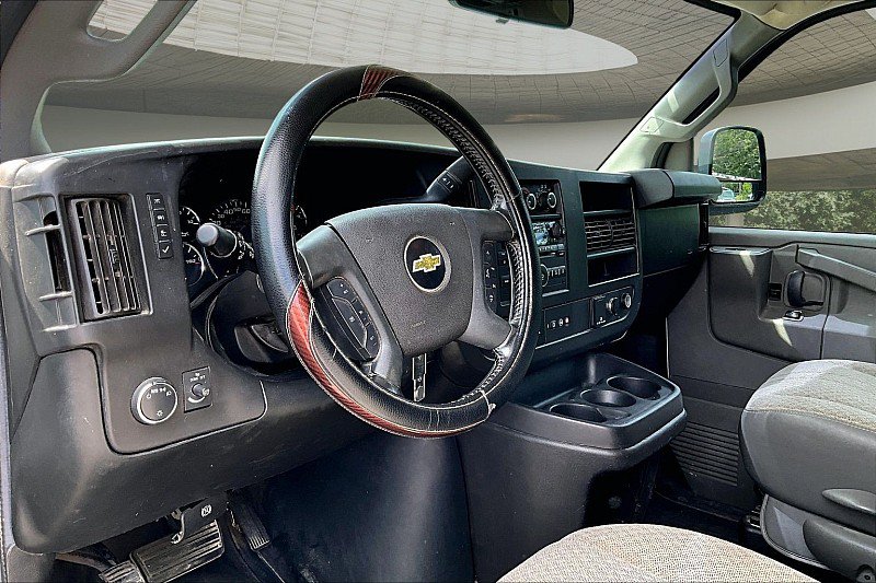 Used 2020 Chevrolet Express 2500 Extended w/ Communications Package RWD image 11
