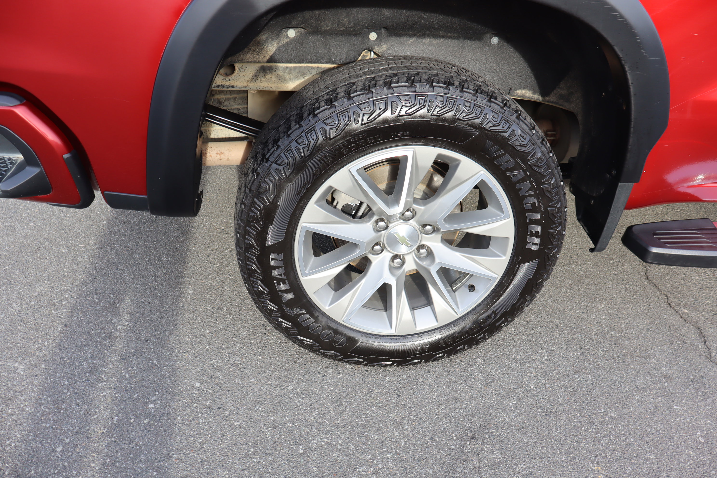 Used 2021 Chevrolet Silverado 1500 High Country image 14