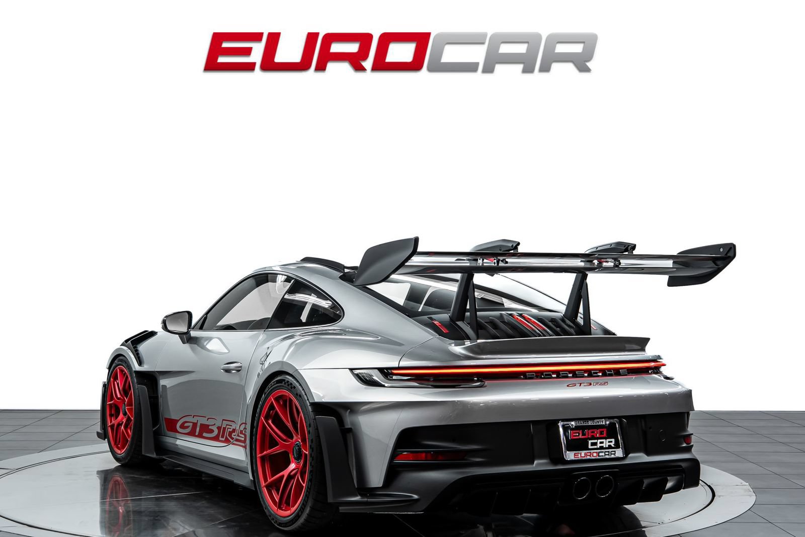 Used 2024 Porsche 911 GT3 RS RWD image 3