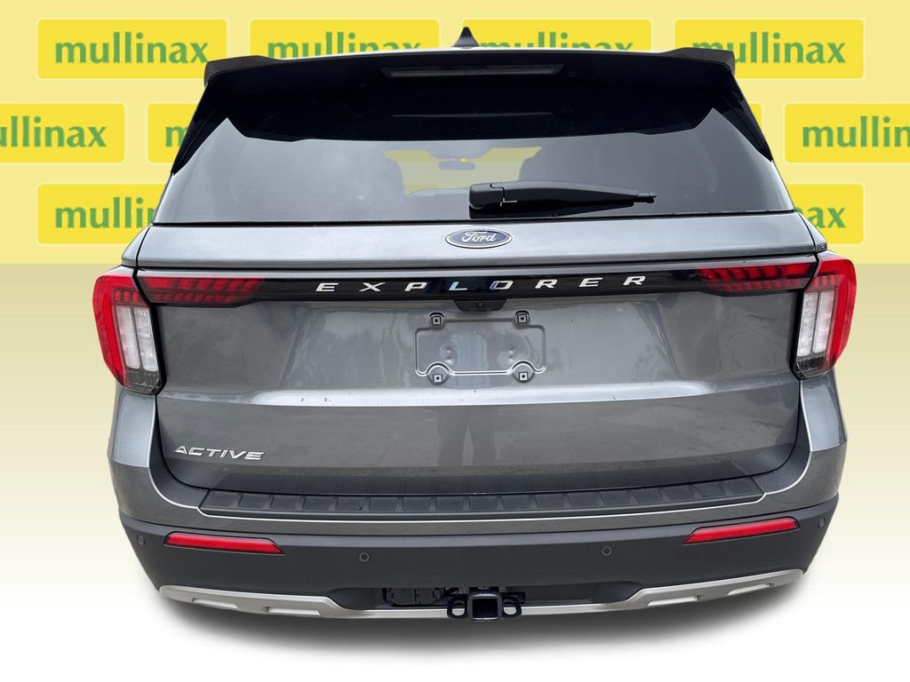 New 2026 Ford Explorer Active image 14