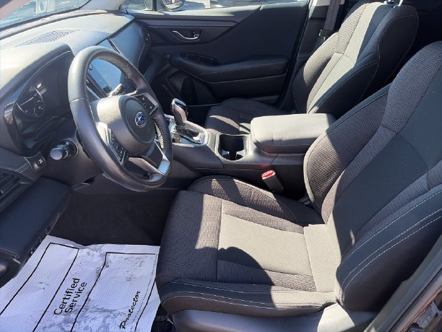 Used 2023 Subaru Outback Premium AWD/4WD image 9