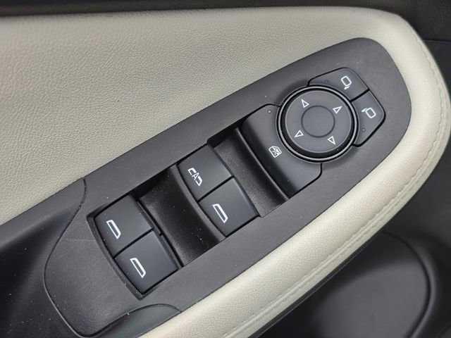 Used 2021 Buick Encore GX Select w/ Sport Touring Package FWD image 19