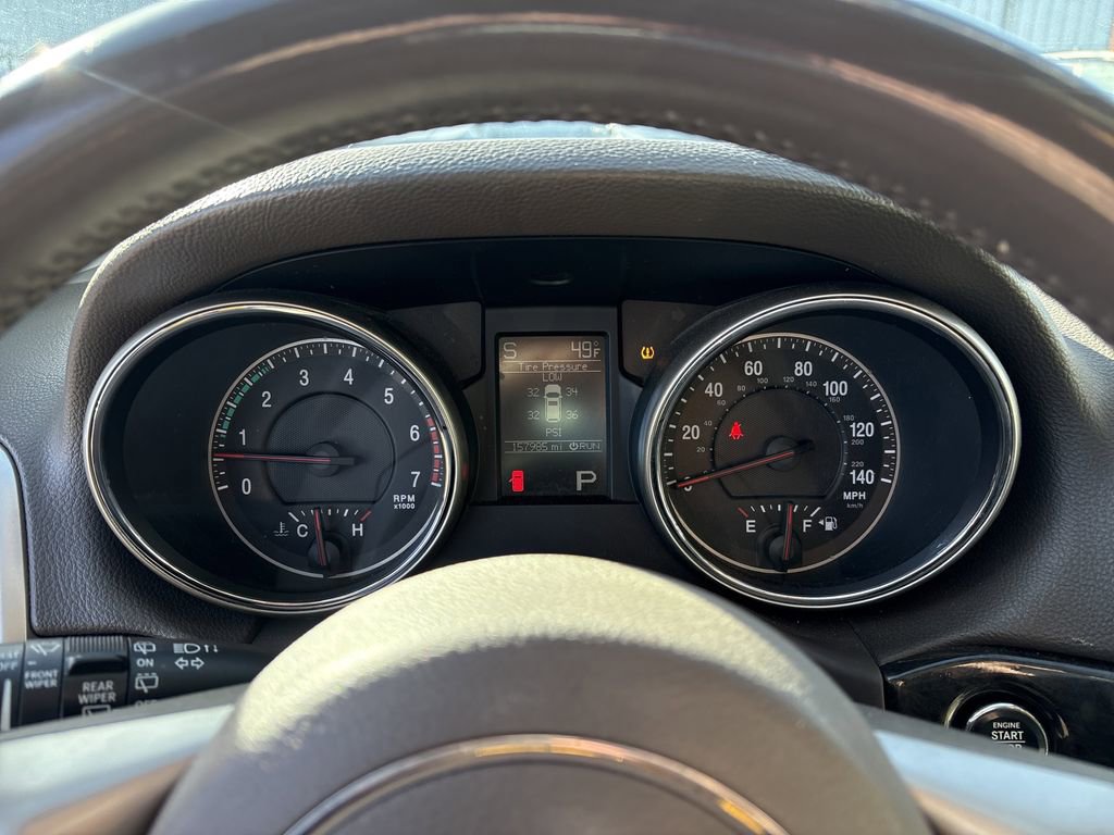 Used 2012 Jeep Grand Cherokee Laredo image 16