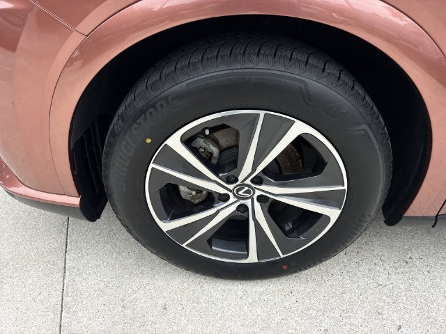 Certified 2025 Lexus RX 350h w/ Accessory Package (K3) AWD/4WD image 10