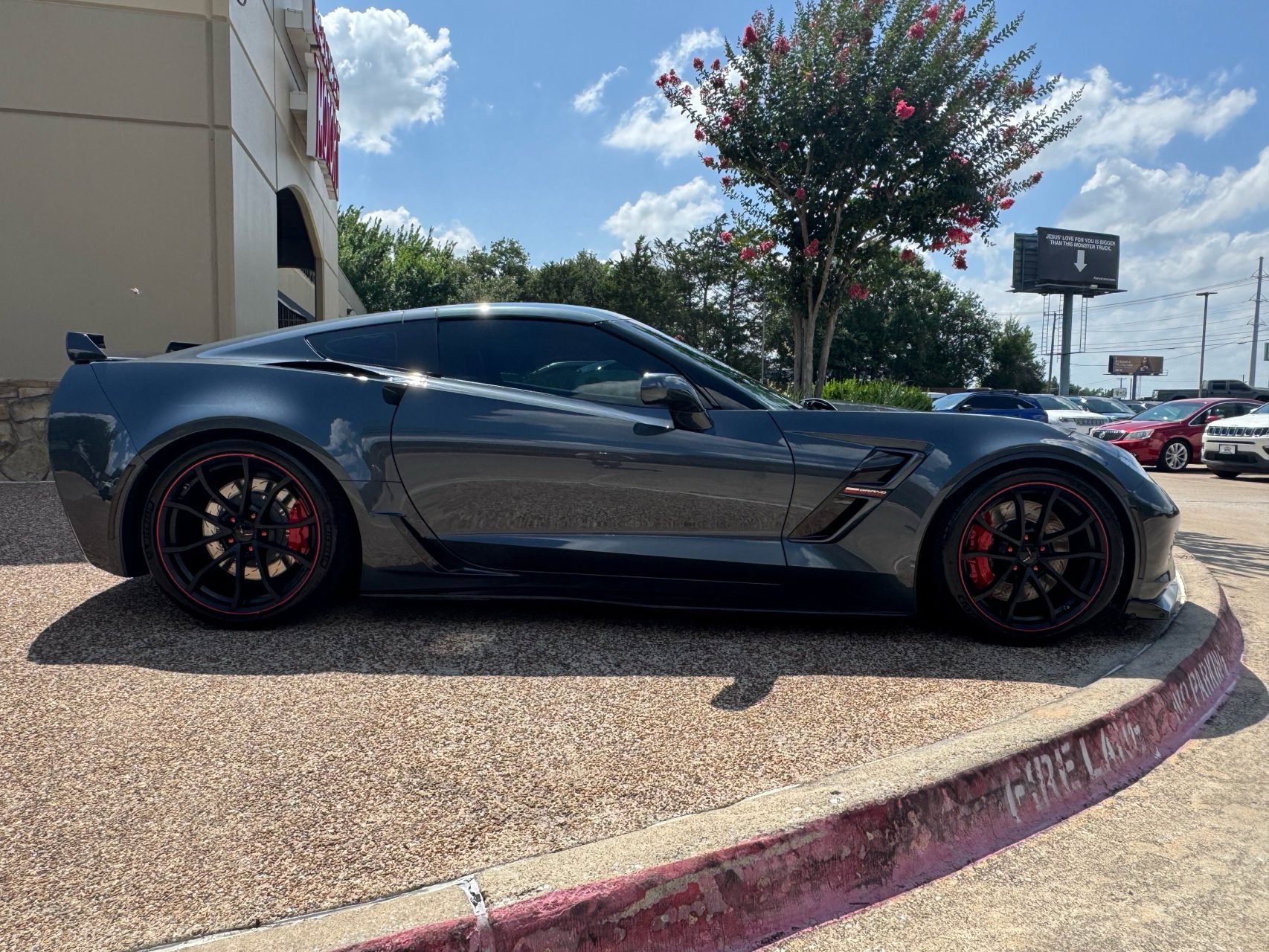 Used 2019 Chevrolet Corvette Grand Sport RWD image 7