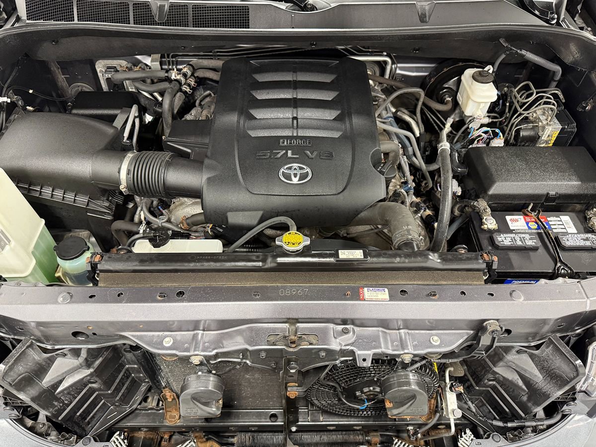 Used 2017 Toyota Sequoia Platinum AWD/4WD image 35