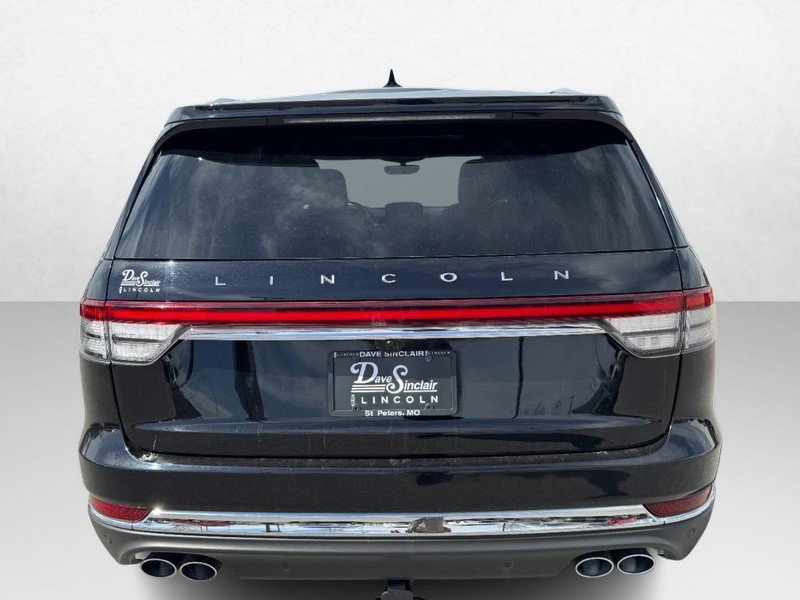 Used 2022 Lincoln Aviator Reserve w/ Equipment Group 201A image 6