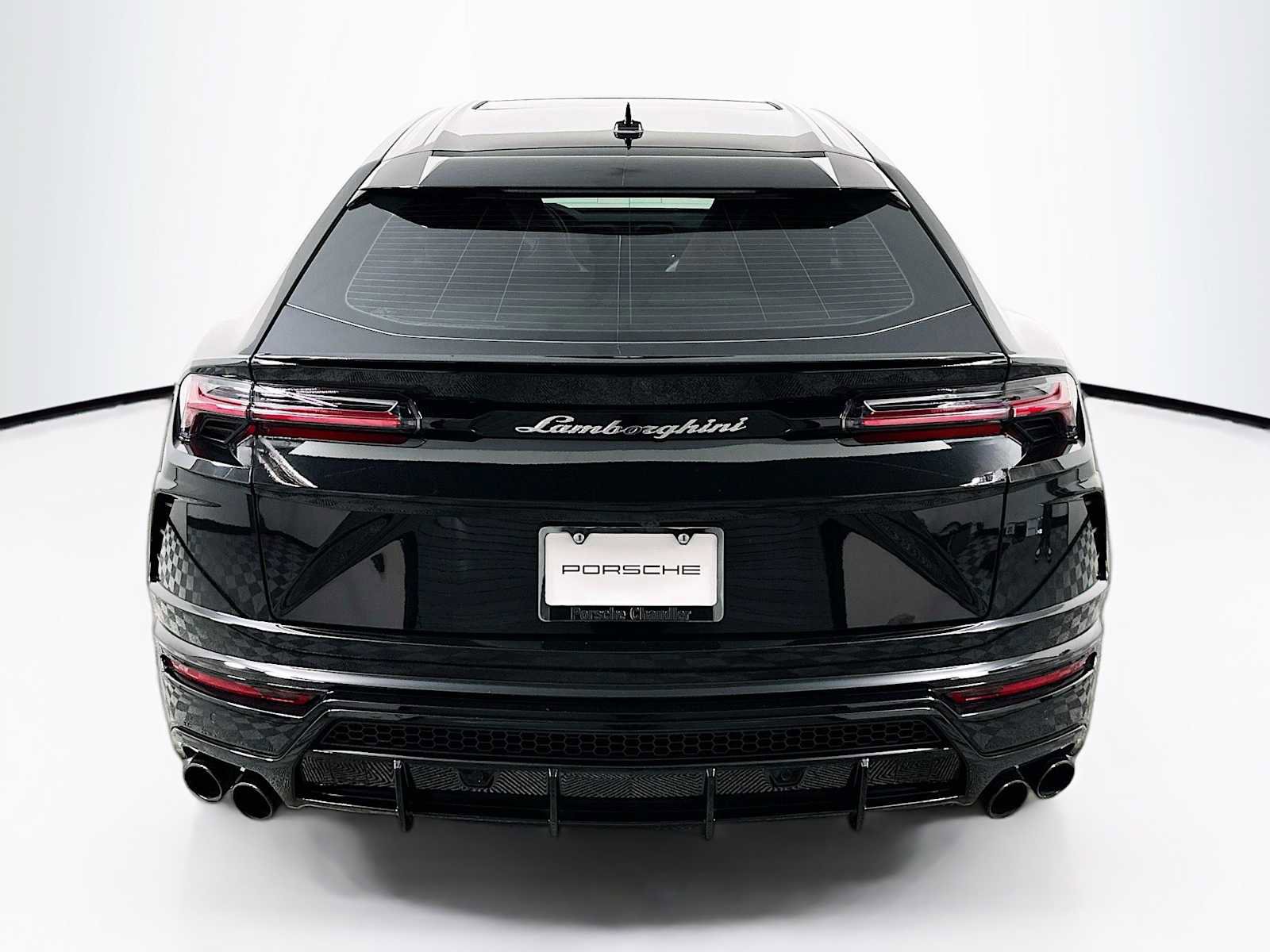 Used 2022 Lamborghini Urus image 10