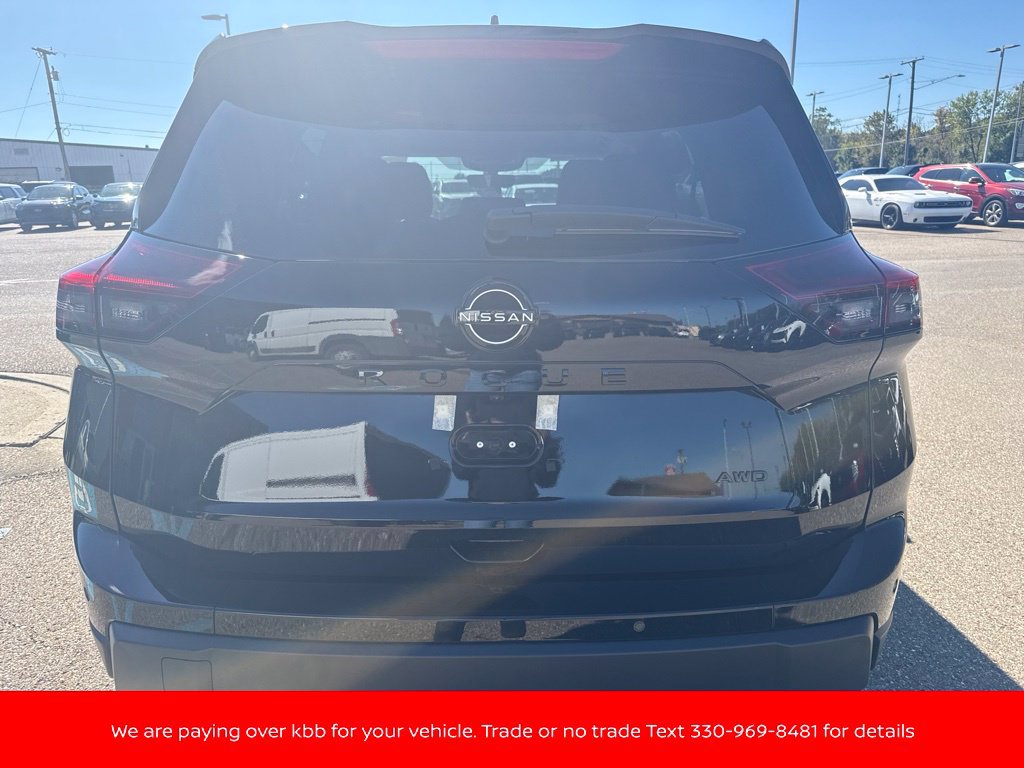 New 2026 Nissan Rogue Dark Armor AWD/4WD image 6