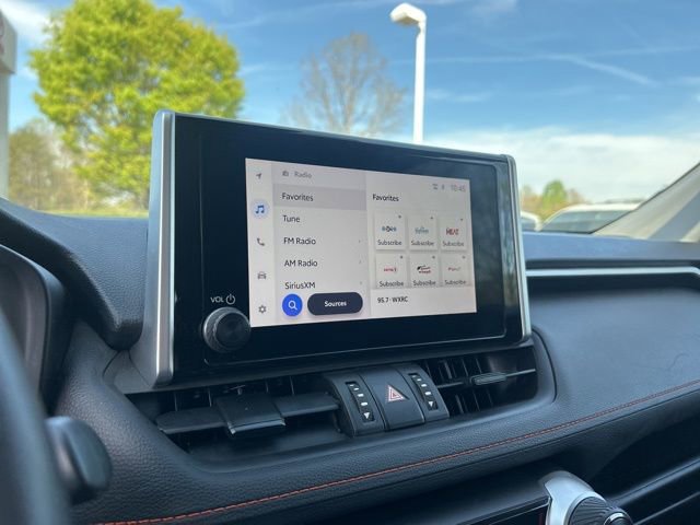 Used 2024 Toyota RAV4 Adventure image 23