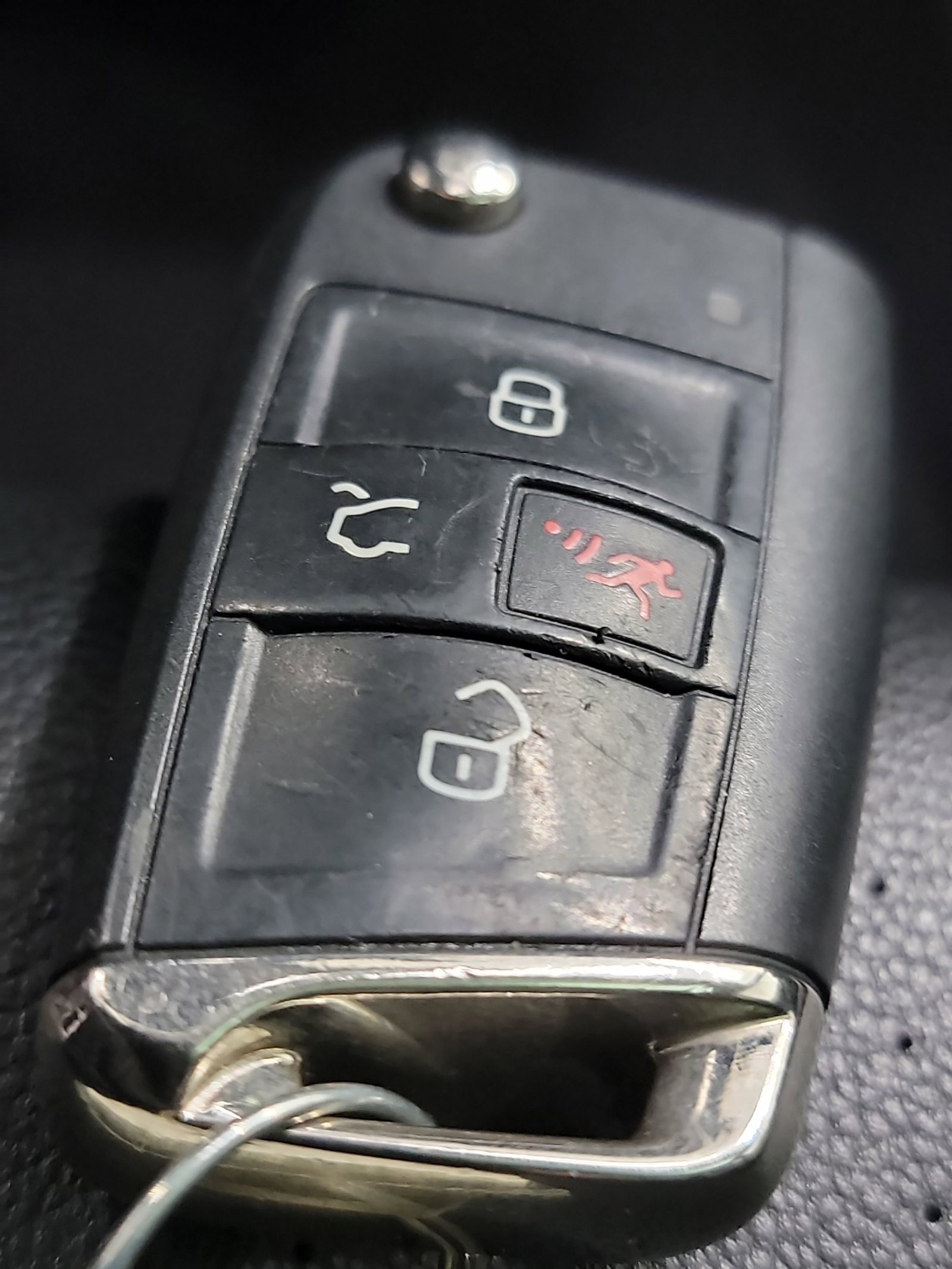 Used 2019 Volkswagen Tiguan SE w/ Panoramic Sunroof Package image 32