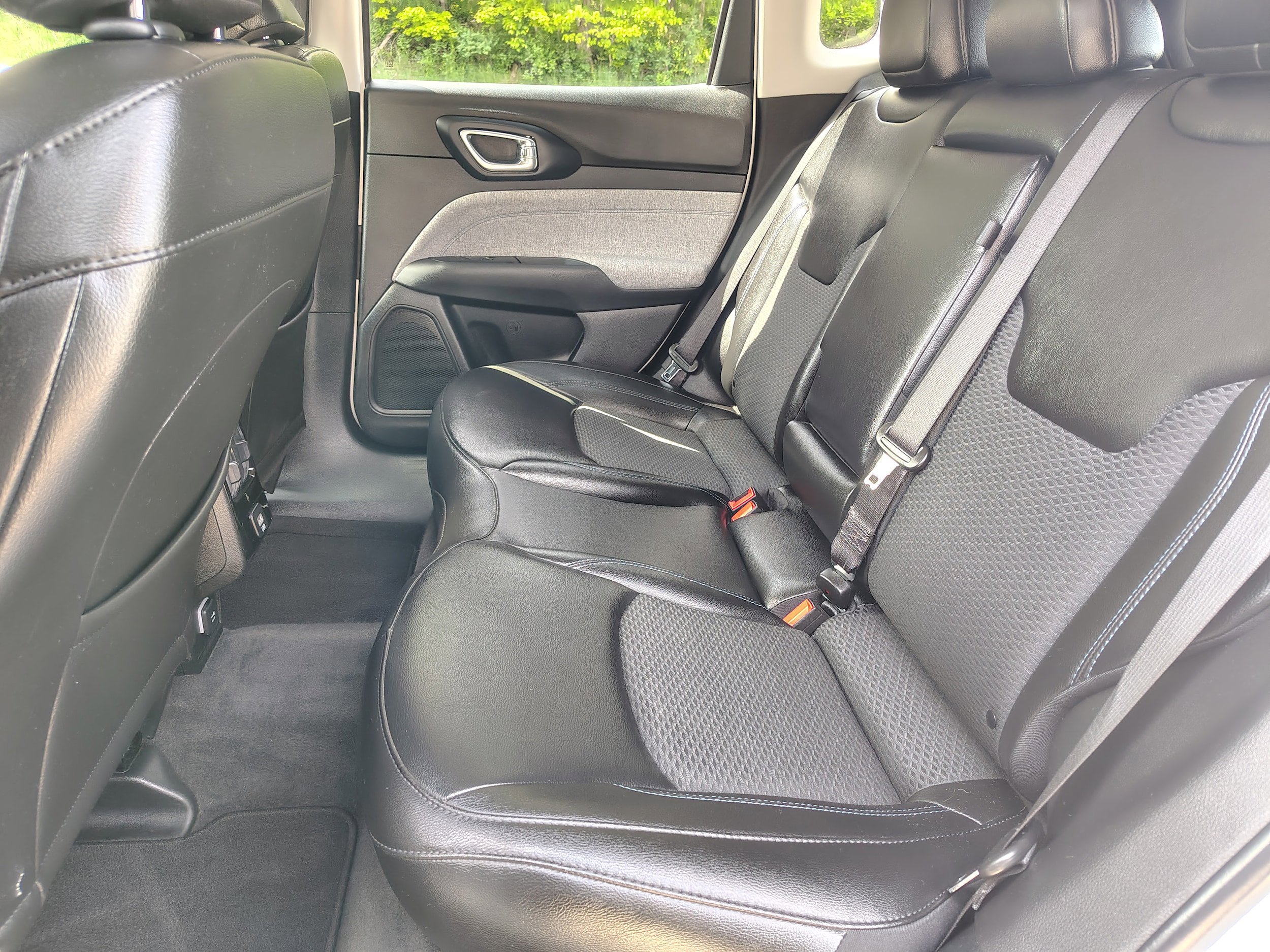 Certified 2022 Jeep Compass Latitude AWD/4WD image 21