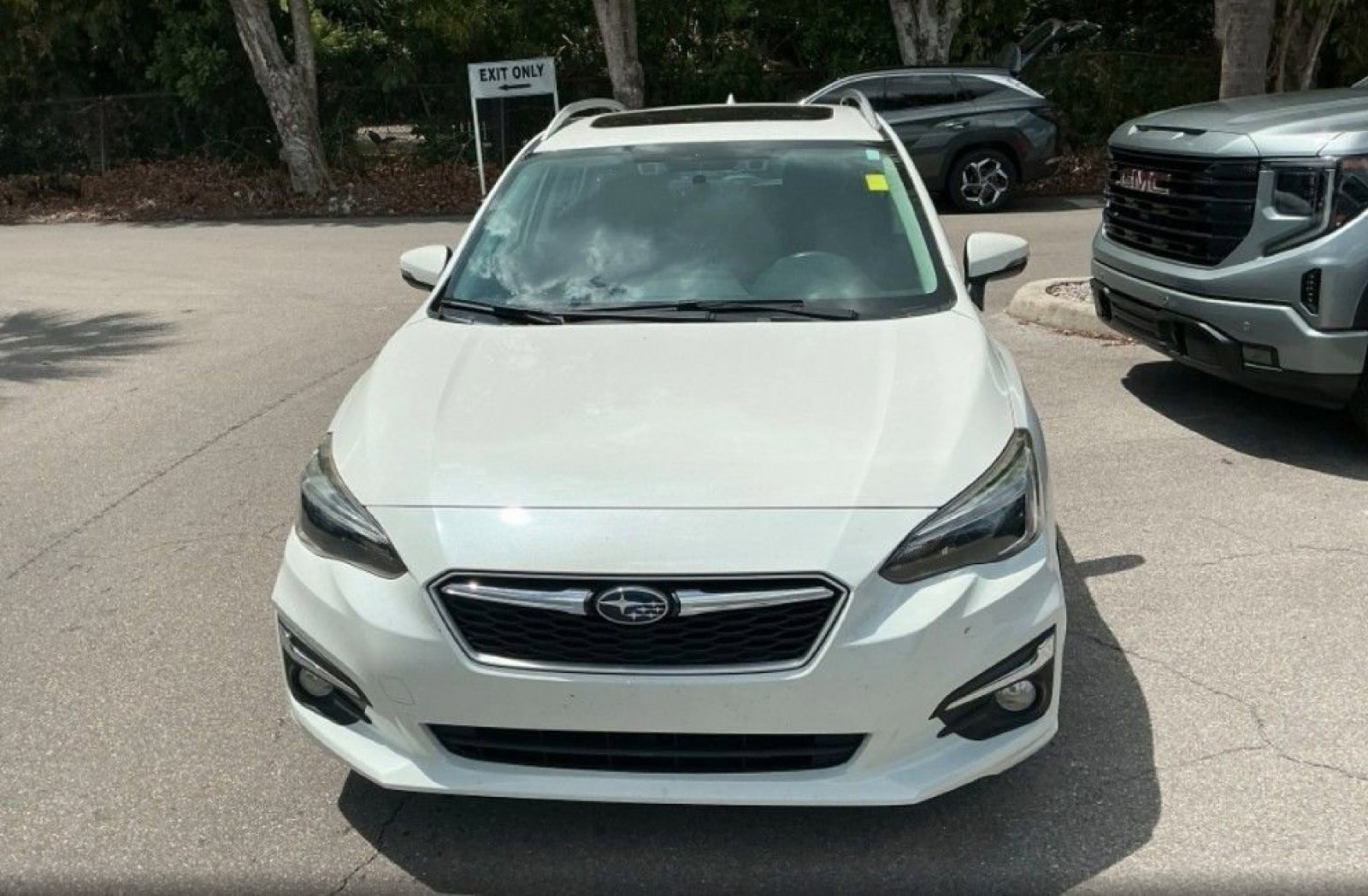 Used 2018 Subaru Impreza 2.0i Limited image 3