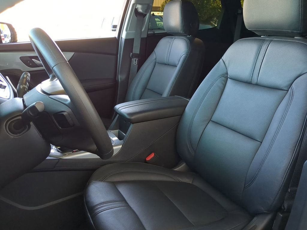 Used 2024 Chevrolet Blazer LT w/ Convenience Package image 6