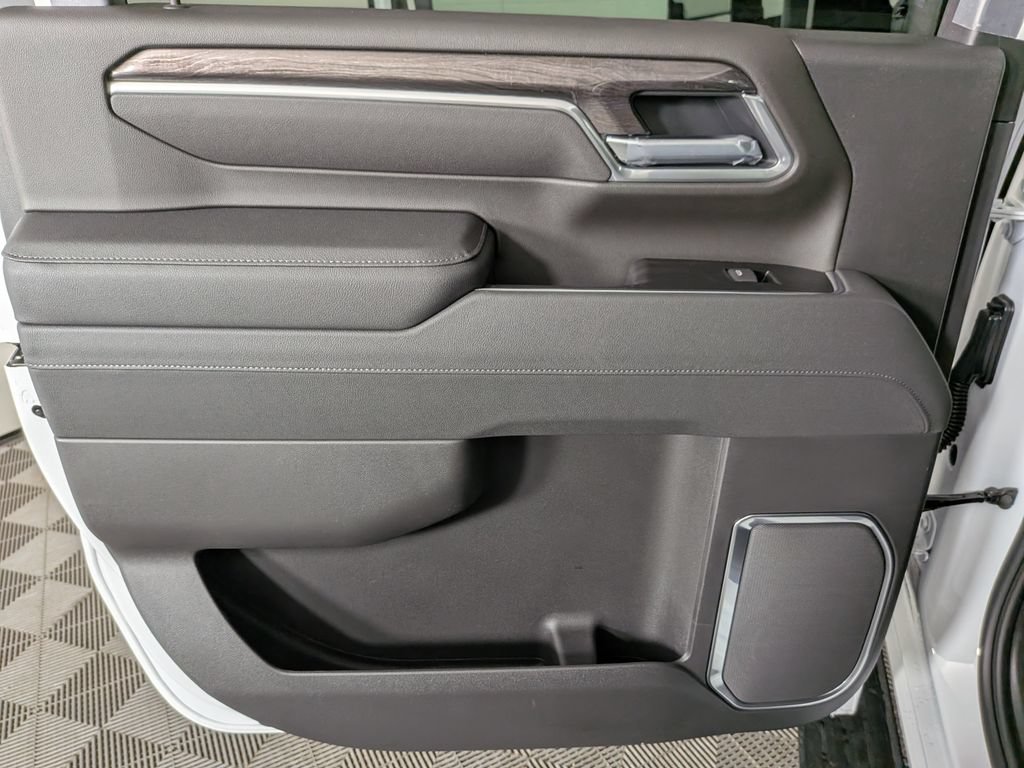 New 2026 Chevrolet Silverado 2500 LTZ w/ LTZ Plus Package AWD/4WD image 27