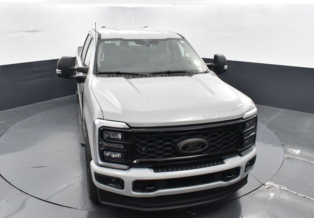 New 2025 Ford F350 XLT w/ Black Appearance Package image 22