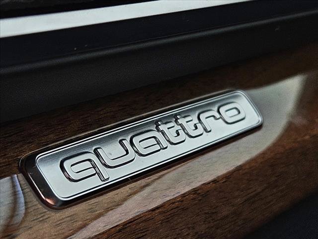 Used 2023 Audi Q5 e Premium AWD/4WD image 16