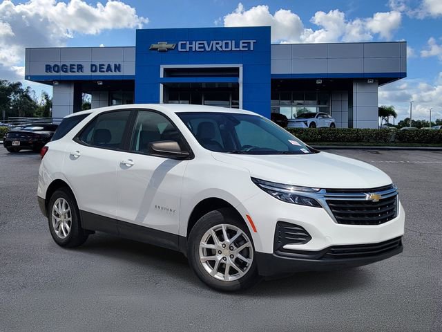 Certified 2022 Chevrolet Equinox LS FWD image 1