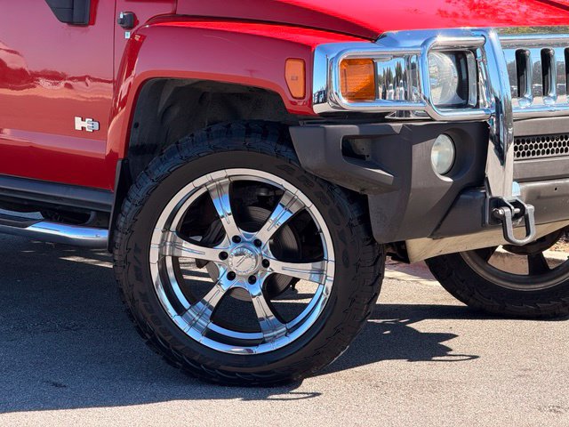 Used 2007 HUMMER H3 AWD/4WD image 2