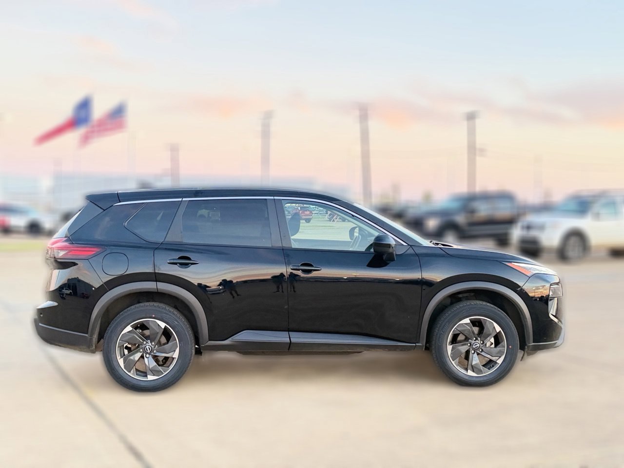 Certified 2025 Nissan Rogue SV FWD image 5