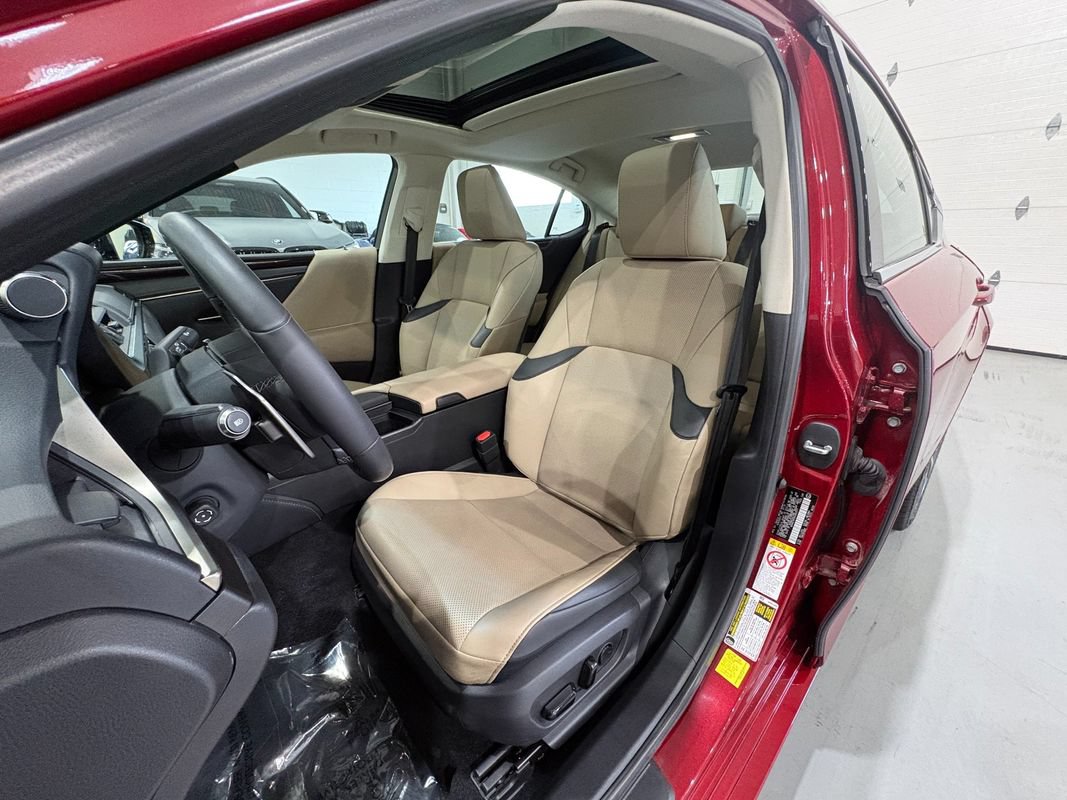 Used 2019 Lexus ES 350 w/ Premium Package FWD image 9