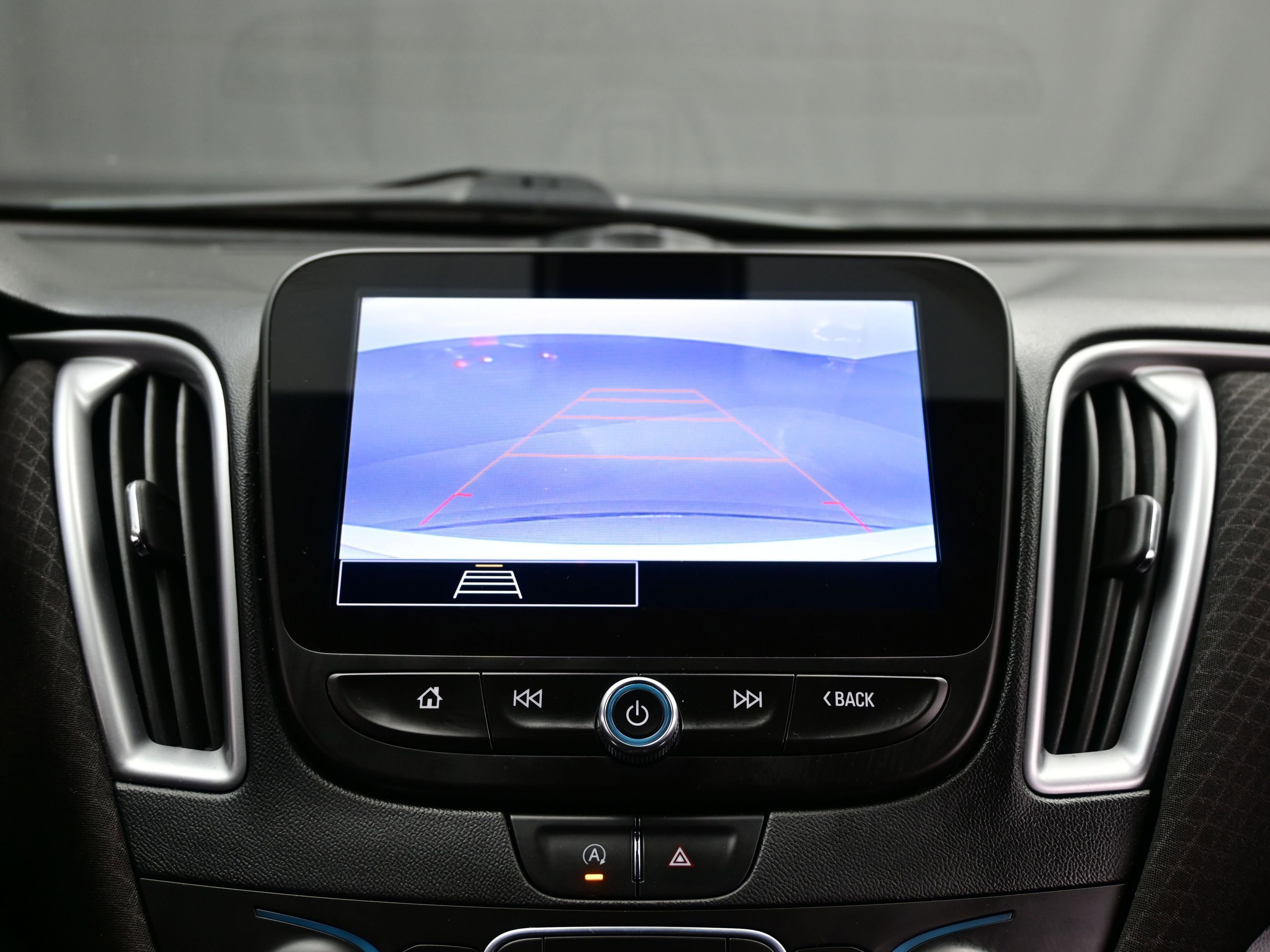 Used 2022 Chevrolet Malibu RS image 17