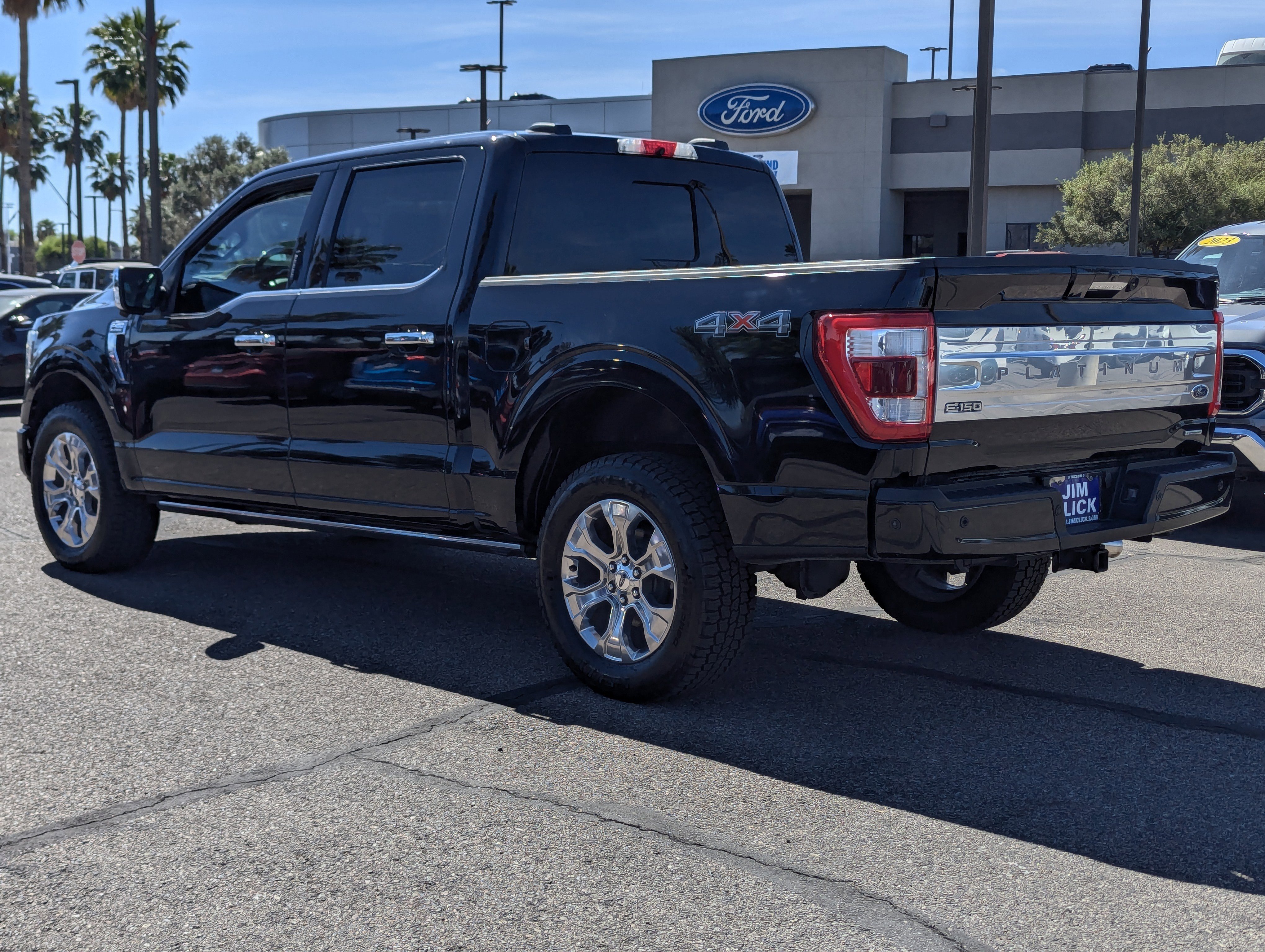 Certified 2022 Ford F150 Platinum w/ Equipment Group 701A High AWD/4WD image 4