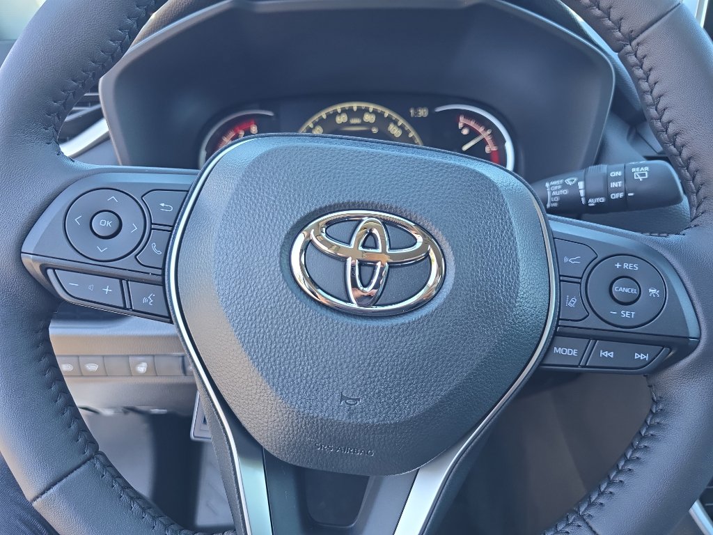 New 2025 Toyota RAV4 XLE image 27