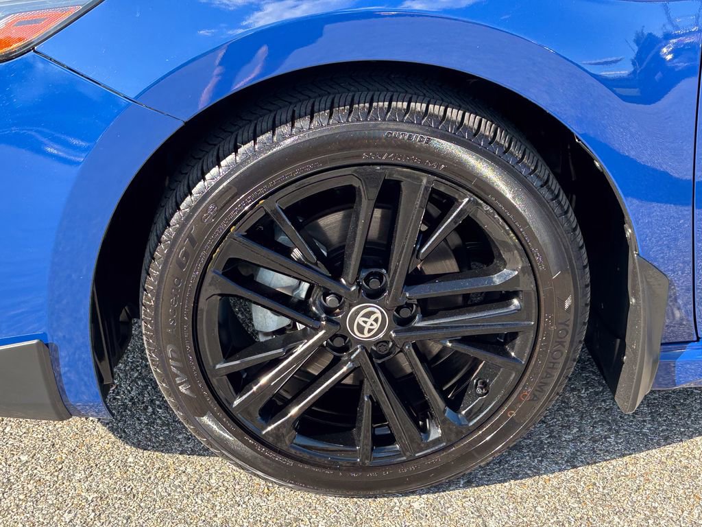 Certified 2025 Toyota Camry SE w/ Convenience Package AWD/4WD image 18