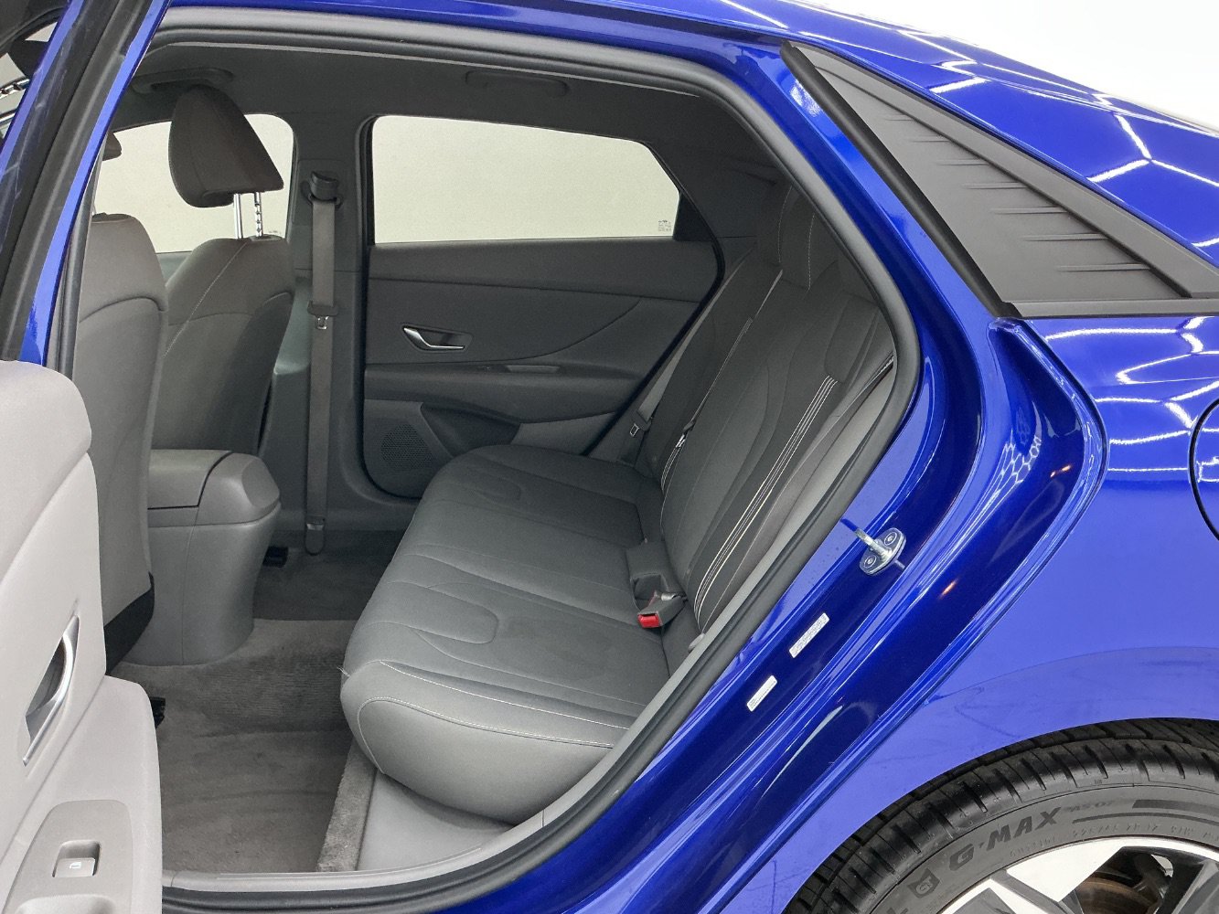 Used 2023 Hyundai Elantra SEL w/ Convenience Package FWD image 20