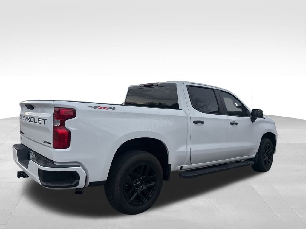 Used 2024 Chevrolet Silverado 1500 Custom w/ LPO, Dark Essentials Package image 12