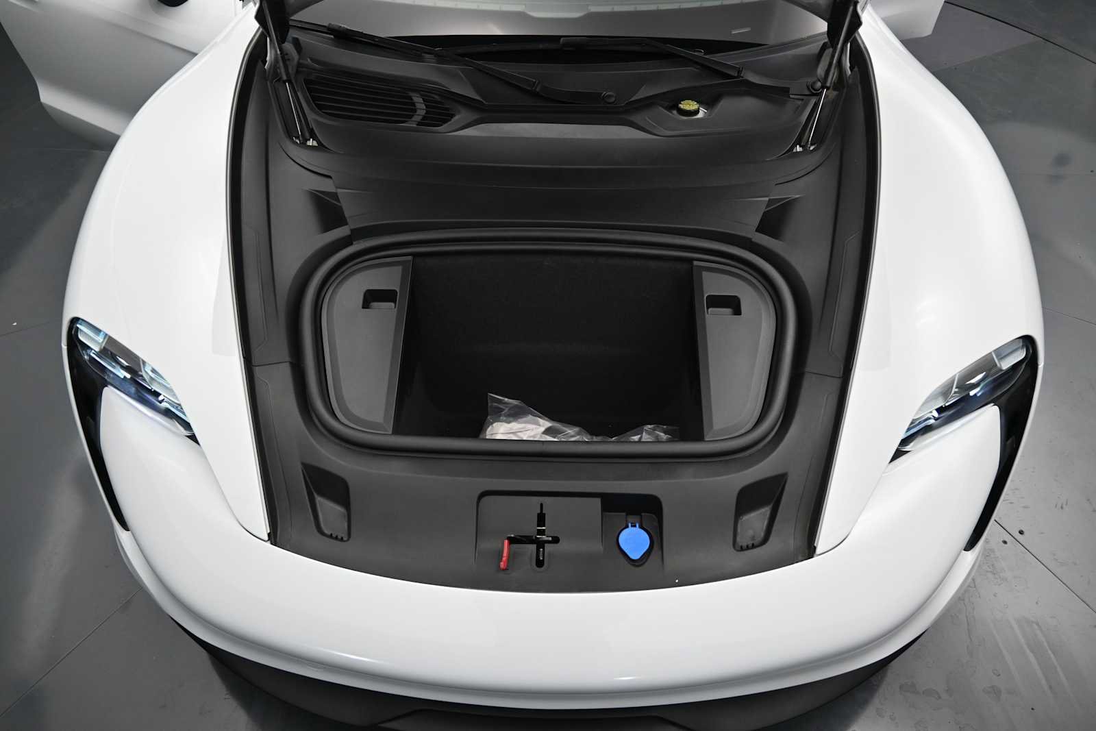Used 2024 Porsche Taycan 4S AWD/4WD image 25