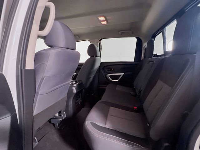 Used 2024 Nissan Titan SV w/ SV Convenience Package image 19