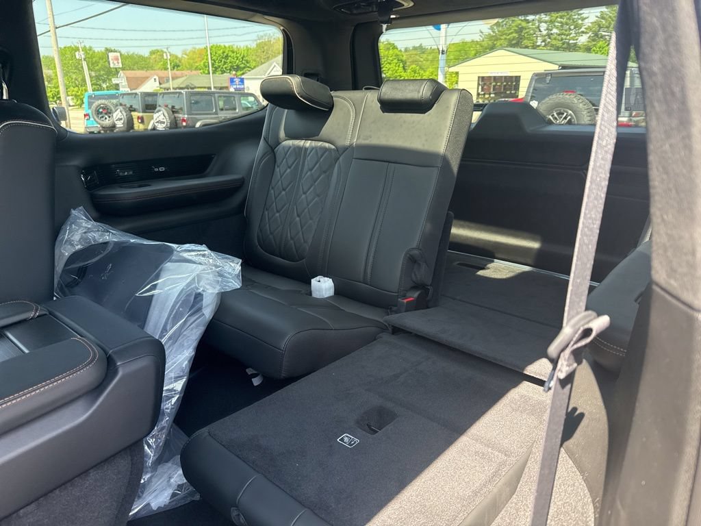 New 2026 Jeep Grand Wagoneer Summit AWD/4WD image 28