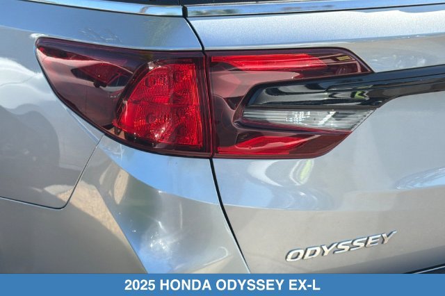Certified 2025 Honda Odyssey EX-L image 31