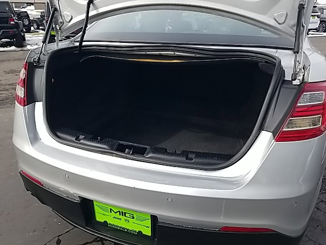 Used 2018 Ford Taurus SEL image 40