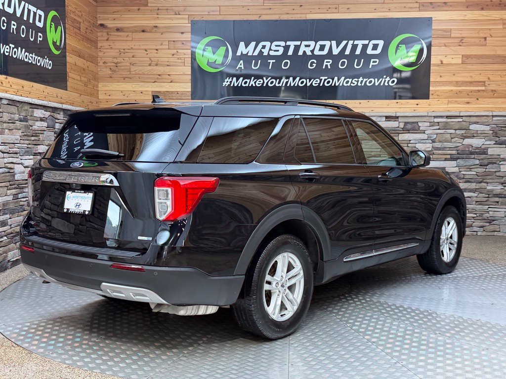 Used 2020 Ford Explorer XLT w/ Equipment Group 202A AWD/4WD image 21